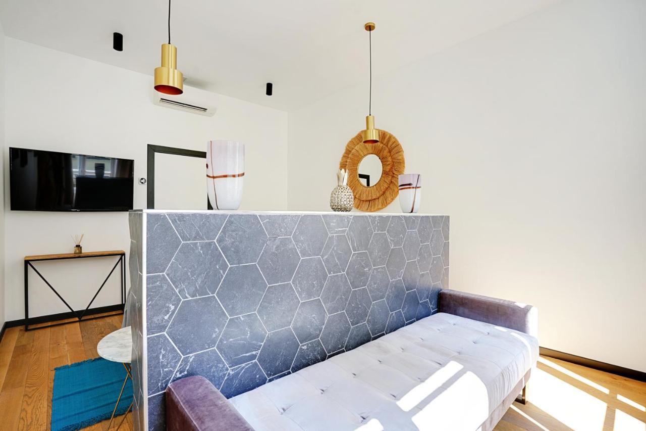 Luxurious Apartment - 2Br-8P -Champs Elysees パリ エクステリア 写真